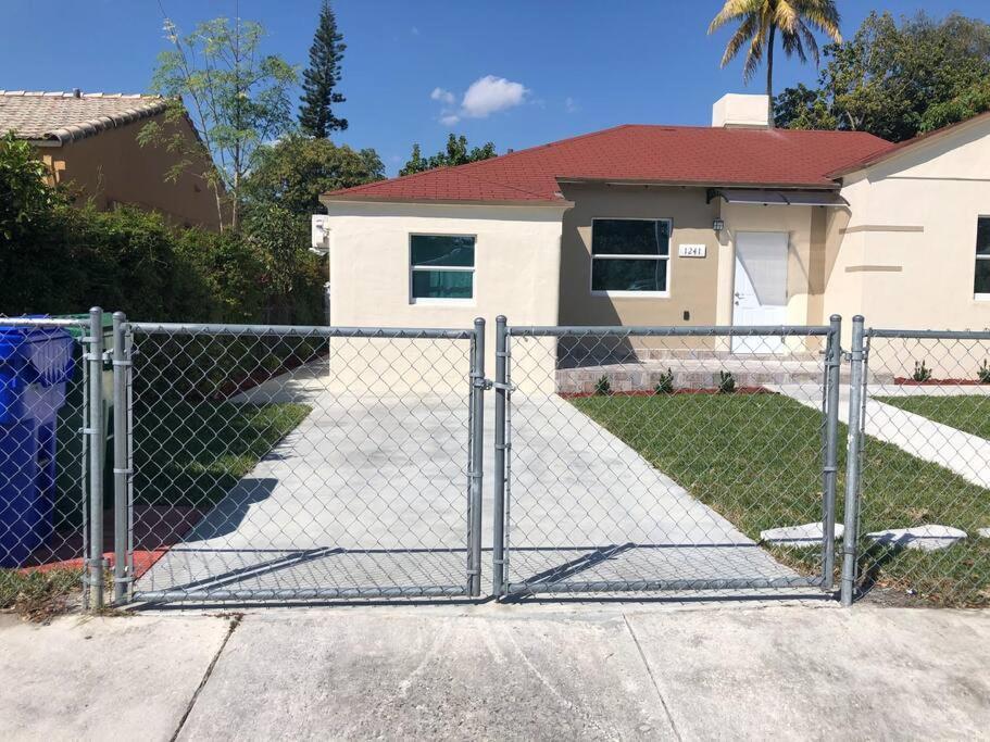 New Luxurious Studio Private In The Heart Of Miami Exterior photo